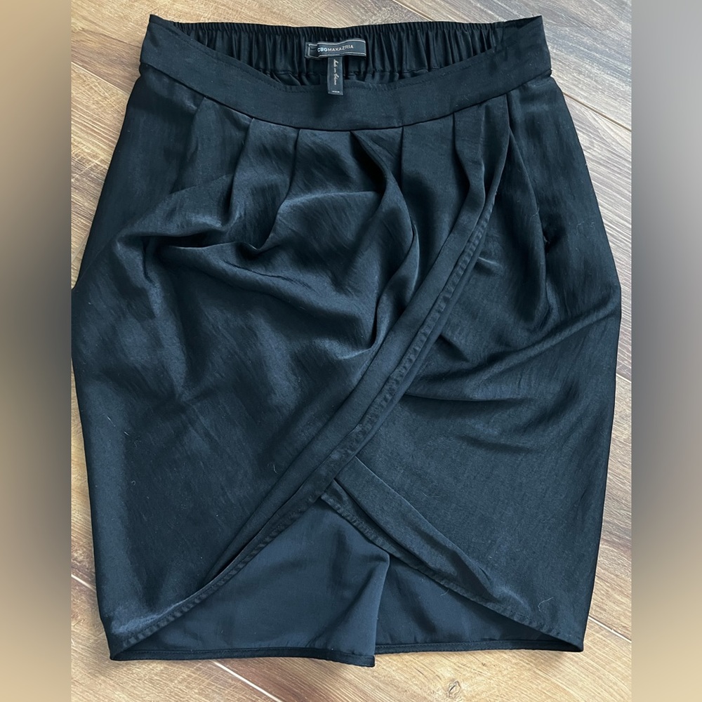 Black Silky Tulip Faux Wrap mini skirt by BCBGMaxazria size XXS